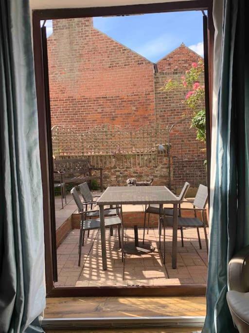 Award Winning Pet Friendly Paddock Cottage Whitby Buitenkant foto