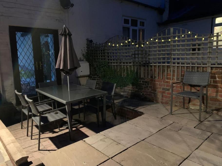 Award Winning Pet Friendly Paddock Cottage Whitby Buitenkant foto