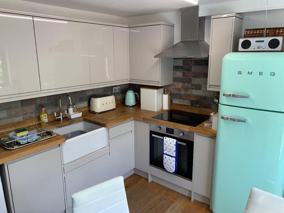 Award Winning Pet Friendly Paddock Cottage Whitby Buitenkant foto