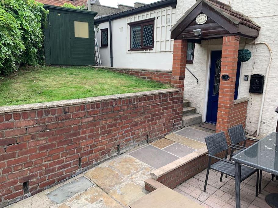 Award Winning Pet Friendly Paddock Cottage Whitby Buitenkant foto
