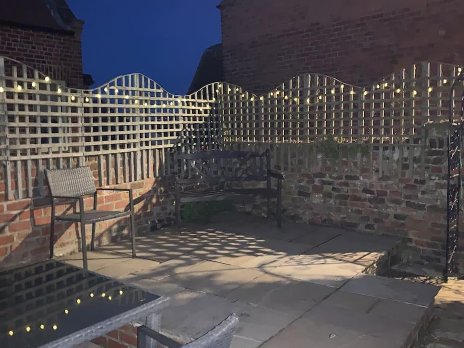 Award Winning Pet Friendly Paddock Cottage Whitby Buitenkant foto